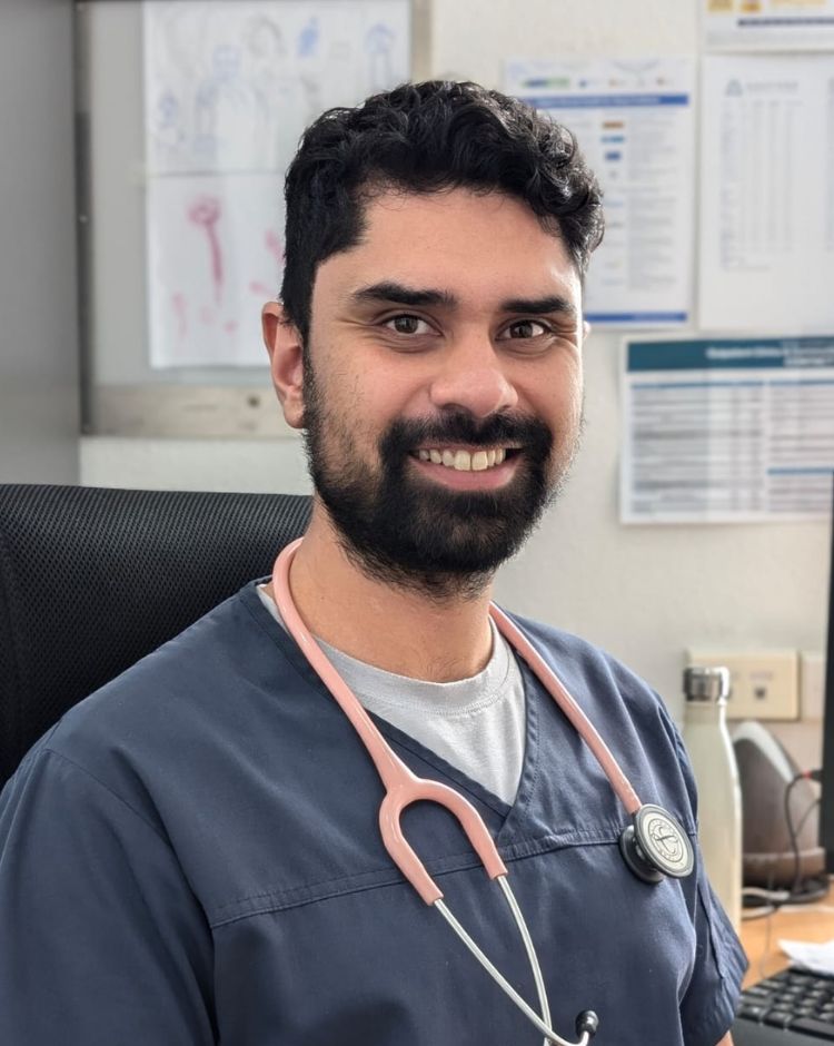 Dr. Tejbir Sidhu
